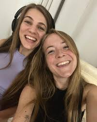 Jill and Hannah (@jillandhannahtravel) • Instagram photos and videos