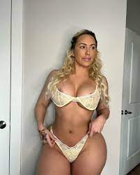 SureCakes - Free pics, galleries & more at Babepedia