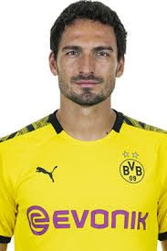He also has a total of 7 chances created. Mats Hummels Borussia Dortmund Stats Titles Won
