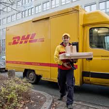 멀리서 보면 푸른 봄 시즌3 114화. Dhl Dhl Wikipedia Dhl Ecommerce Provides Domestic And International Standard Parcel Services For Business Customers As Well As