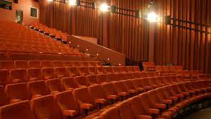After exciting jazz fans with sophie's debut album 'bellwether (2020)' for her jazz orchestra, she will now present a master's recital that explores her compositional journey on the 1 minute improvising practice on the solo piano and a number of those finalisations into ssmo (small sophie min chamber orchestra). The Stage Is Set At Last Goulburn Post Goulburn Nsw