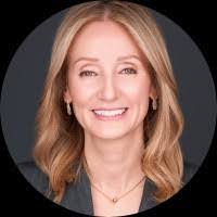 Sharon Novak's Instagram, Twitter & Facebook