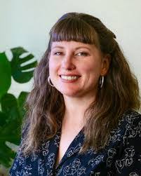 Caitlin Torres's Instagram, Twitter & Facebook