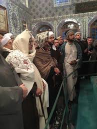 Allah ist der barmherzige, aber er ist auch schwer im strafen. Muwasala Habib Umar Bin Hafiz And Habib Umar Al Jaylani Facebook