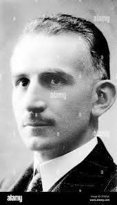 Don bishop hi-res stock photography and images