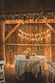 Wine barrel, hay bales, wood pallets, mason jars, burlap and lace, cowboy boots, tree stump and etc, individual or combined, will help to highlight your wedding. 24 Ways To Throw A Spectacular Country Themed Wedding