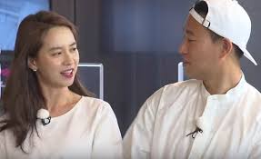 Running man producer jung cheol min made a statement explaining his side of the story and how he believed that miscommunication was the jung cheol min continued on to defend the producers and why he would never betray kim jong kook and song ji hyo. Running Man Alum Gary To Reunite With Song Ji Hyo Cas