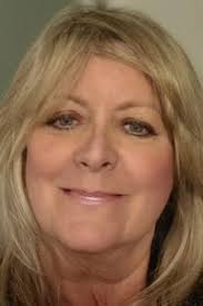 Betsy Lamb's Instagram, Twitter & Facebook