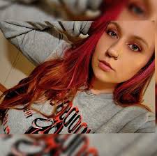 Mural park in York Pennsylvania. ® · 2HR050 Venture 東果 皇史典 E9 ct+aT+d 물 九  TR RA P N