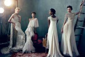 Finden sie die brautkleider 2020 für ihre träume, indem sie unsere auswahl an erschwinglichen optionen suchen. Georgina Chapman Robe De Soiree Ceremonie Vogue Com Vogue Usa