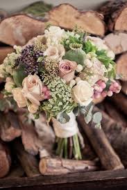 Künstliche hochzeitsblumen brautstrauß in der schweiz shop, günstige seide rose pfingstrose gefälschte blumen brautsträuße, diy benutzerdefinierte künstliche hochzeit blume ehe zubehör. Brautstrauss Vintage Fur Jede Jahreszeit 23 Inspirationen In Vintage Look Deko Feiern Hochzeit Zenideen