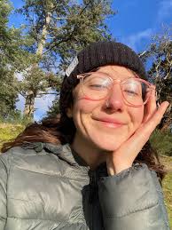 Hello Everyone, My husband and I are considering buying a house in Pelican  Waters (particularly Francis Francis Court end of the suburb) My question-  is that a quiet and peaceful place to