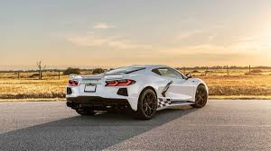 Photo Une Corvette C8 en fuite à 251 km/h finit détruite après une course ...