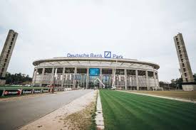 Finden sie ihren weg zu ihrem ziel deutsche bank ag bremen. Erster Heimspieltag Im Deutsche Bank Park Deutsche Bank Park