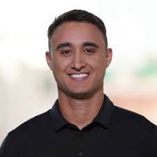 Shane Swick's Instagram, Twitter & Facebook