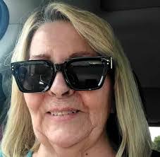 Kathy Lasch's Instagram, Twitter & Facebook