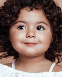 Amigochas no se imaginan lo orgullosa que soy de ser mamá de estas 2 niñas  🥹 Compárteme tu consejo favorito como mam👇🏼🤭 #alysanchez  #sophiabalsameda #sarahbalsameda #amor #madreehija #gratitude