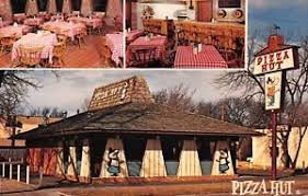 Retro Pizza Hut Restaurant Postcard This Beauty Of A Store Sat In The City Of Des Moines Iowa Personal Comment I Wish I Had Pizza Hut Pizza Hut Supreme Hut