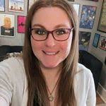 Louise Morello's Instagram, Twitter & Facebook