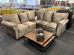 In this cleaning tutorial, carl, a certified fabric specialist who runs training courses in fabric cleaning shows. Top Tips For Cleaning A Crushed Velvet Sofa Furniture Outlet Stores Uk Blog