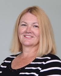 Lorraine Crowe's Instagram, Twitter & Facebook