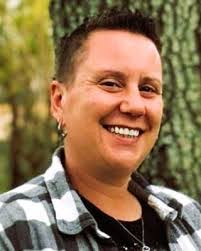 Jana Helms's Instagram, Twitter & Facebook