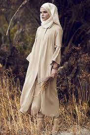 Tugba Venn Giyim Tesettur Giyim Kap Pardesu Ss17 Ilkbahar Yaz Yenisezon Trend Moda Sal Esarp Tunik Etek Panto Giyim Maksi Elbise Islami Giyim