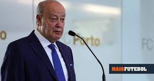 Explore os vídeos mais recentes com as hashtags: Pinto Da Costa Refuses Crazy Things In The Market And Confirms Benfica S Invitation