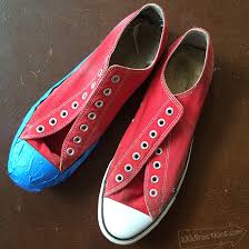 Best method for applying shoe cream: Dress Up With Gold Painted Converse Shoes 100 Directions