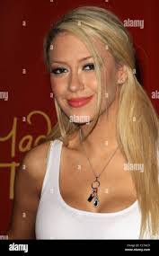 Kaya Jones's Instagram, Twitter & Facebook