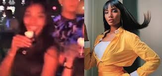 Ibu bekas juara dewi remaja 2018/2019 haneesya hanee iaitu nor sakuraneeda memohon maaf atas perbuatan anaknya yang mencetuskan kontroversi selepas video gadis itu meminum arak di kelab malam tersebar di internet. Kontroversi Berparti Di Kelab Malam Finalis Dewi Remaja Bakal Disiasat
