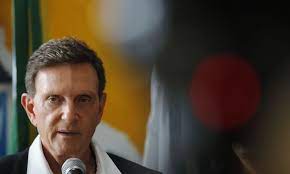 Político, cantor, compositor, engenheiro, escritor e religioso. Crivella Libera Funcionamento De Templos E Igrejas Para Missas E Culto Agencia Brasil