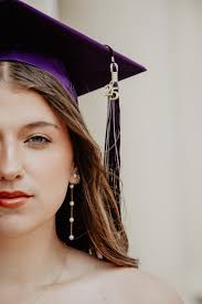 i'll do my best to graduate even though i'm not smart, because i'm globe.