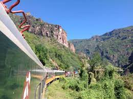 Recorriendo La Sierra Para Llegar A Las Barrancas Del Cobre En Chihuahua Mexico Lindo Chihuahua Mexico