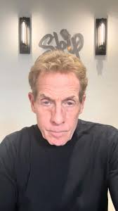 LEBRON IS CARRYING LUKA BECAUSE HE’S NO LONGER FEELING THE PRESSURE TO  CARRY THE LAKERS