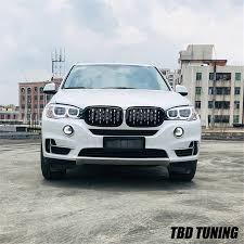 Blackline grilles give your bmw a darker, more aggressive look without being over done. Juedima F15 F16 Grille Gloss Black Front Replacement Kidney Grille Grill Compatible With 2014 2015 2016 2017 2018 Bmw X5 F15 X6 F16 X5m X6m Twin Slat Fins Grille Body Trim Replacement Parts Wellbeam Com