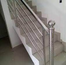 Sedangkan railing tangga stainless steel juga tersedia dalam berbagai pilihan, contohnya stainless steel 304 dan stainless steel 201. Railing Tangga Stainless Steel Dan Balkon 225 Konstruksi Dan Taman 788304432
