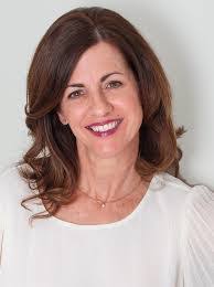 Melissa Pia's Instagram, Twitter & Facebook