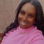 Cindi Cross's Instagram, Twitter & Facebook