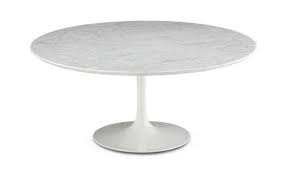 A nameplate with the knollstudio logo and the signature of eero saarinen is also located on the underside of the top or on the top support plate. Eero Saarinen Tulip Table Round Coffee 28 B2h
