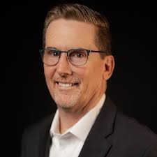 Kurt Schindler's Instagram, Twitter & Facebook