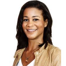 Amanda Bluhm's Instagram, Twitter & Facebook