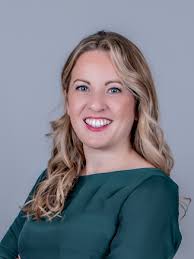 About Tracy Moyle, Sales Representative