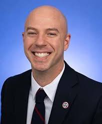 MEET OUR INSTRUCTORS