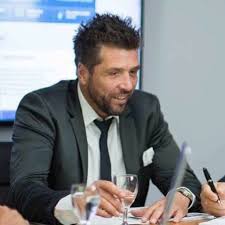 Use custom templates to tell the right story for your business. Jens Buss Geschaftsstellenleiter Provinzial Rheinland Versicherungen Xing
