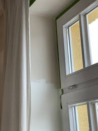 Statt das wohnzimmer zu tapezieren, kann ein strukturputz zu einer dekorativen und wohnlichen atmosphäre führen. Farrow And Ball Ein Neuer Anstrich Im Wohnzimmer Fur Mehr Leichtigkeit