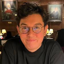 Super excited to announce that I will be working at Pack Records this  summer as their A&R and Marketing intern! Anyone who knows me knows that  this position is an absolute dream