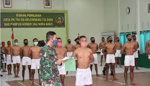 Surat lamaran kerja ini akan menjelaskan tentang profil calon pekerja apakah layak bekerja di perusahaan tersebut atau tidak. 342 Putra Terbaik Ntt Lolos Tes Prajurit Tni Ad Tahun 2020 Dari 2 549 Peserta Bagian 1