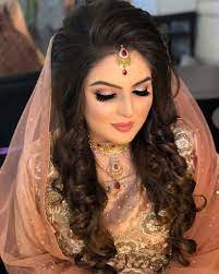 Glittery Soft Eye Makeup With Rosy Cheeks Is The Perfect Engagement Look Indeed Bridals Soft Bridal Makeup Engagement Hairstyles Pakistani Hair And Makeup
