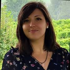 Kelley Gifford's Instagram, Twitter & Facebook